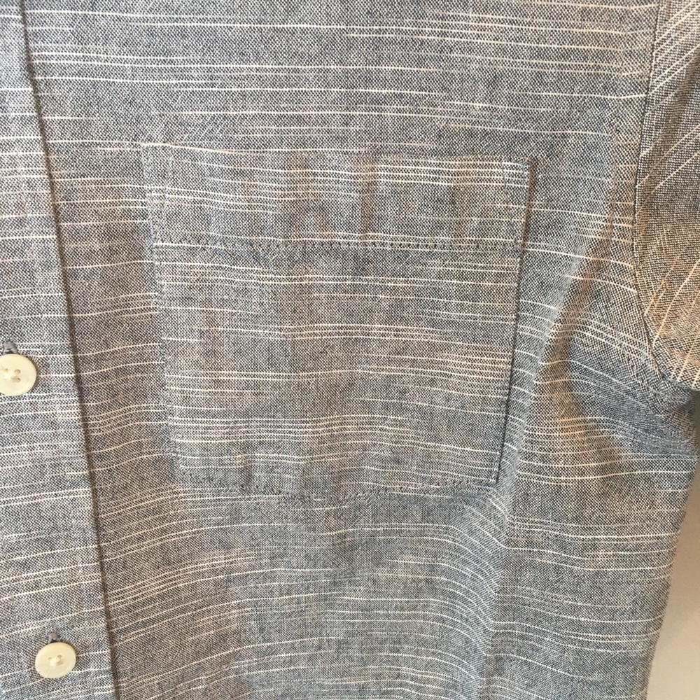 3/$25 Boys Urban Pipeline Button Up Shirt - Picture 2 of 4